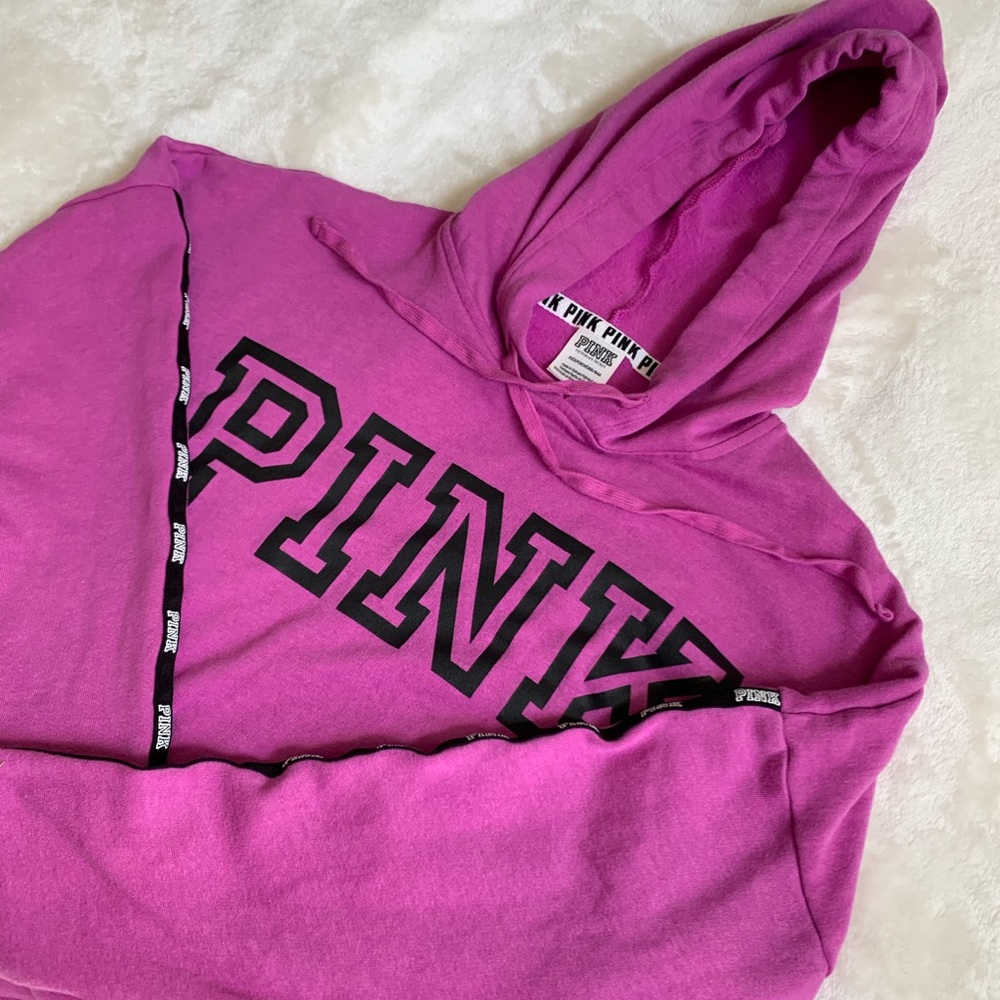 Victoria’s Secret PINK lightweight hoodie